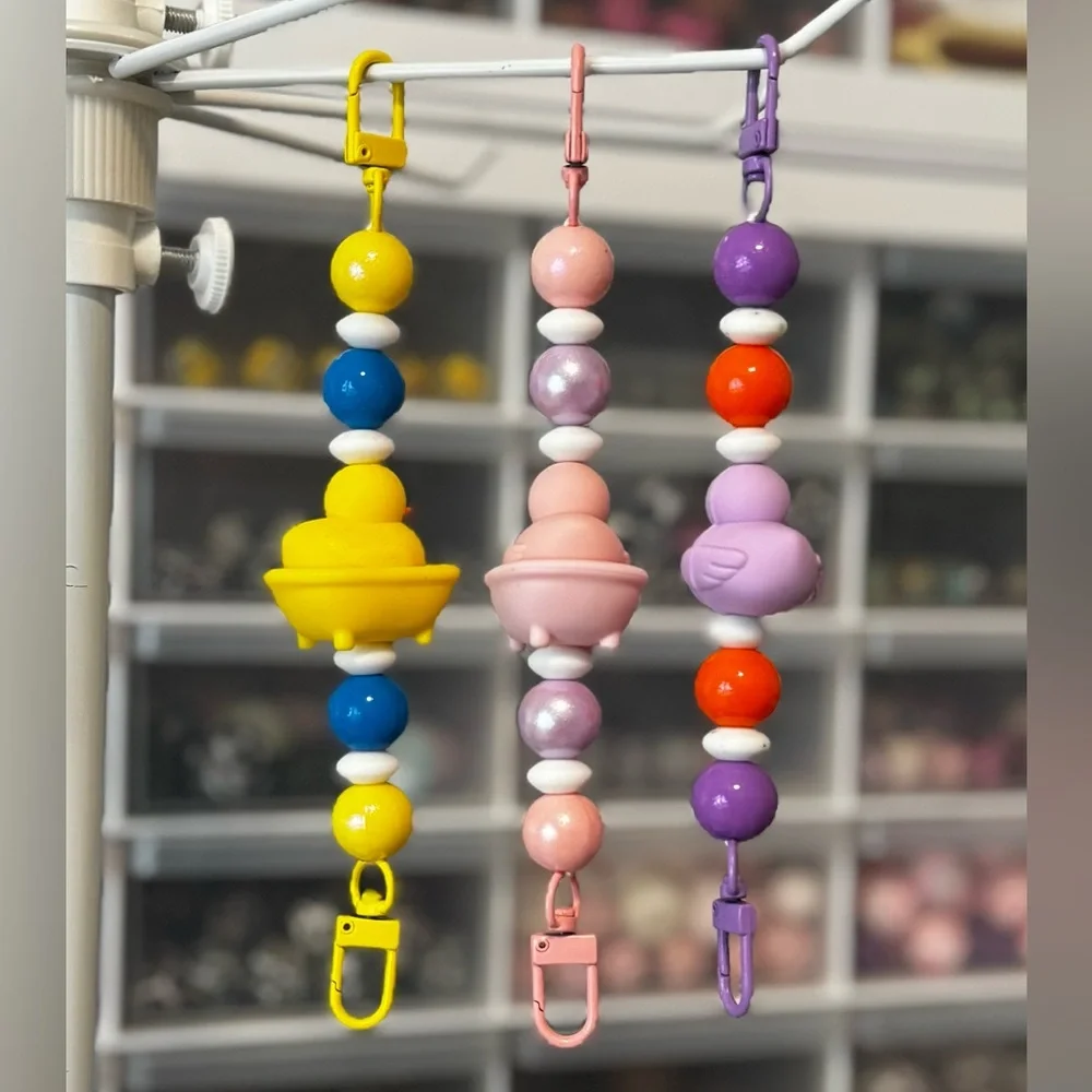 Just ducking around tablet or phone charm holders.